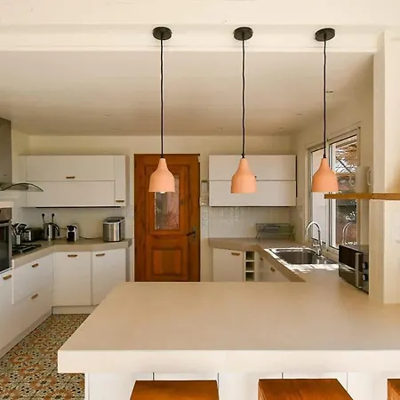 Terra Cotta - Stunning Sea View Private Pool וילה